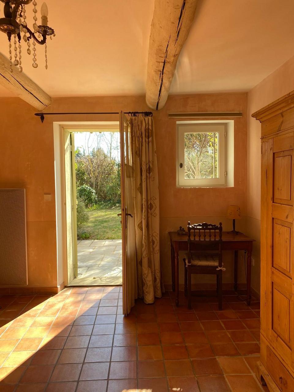Le Mas de la Martelière Le Thor Chambre photo